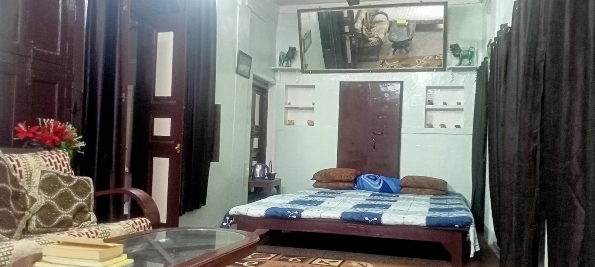 Feel Aesthetic Kashi Guest house Varanasi